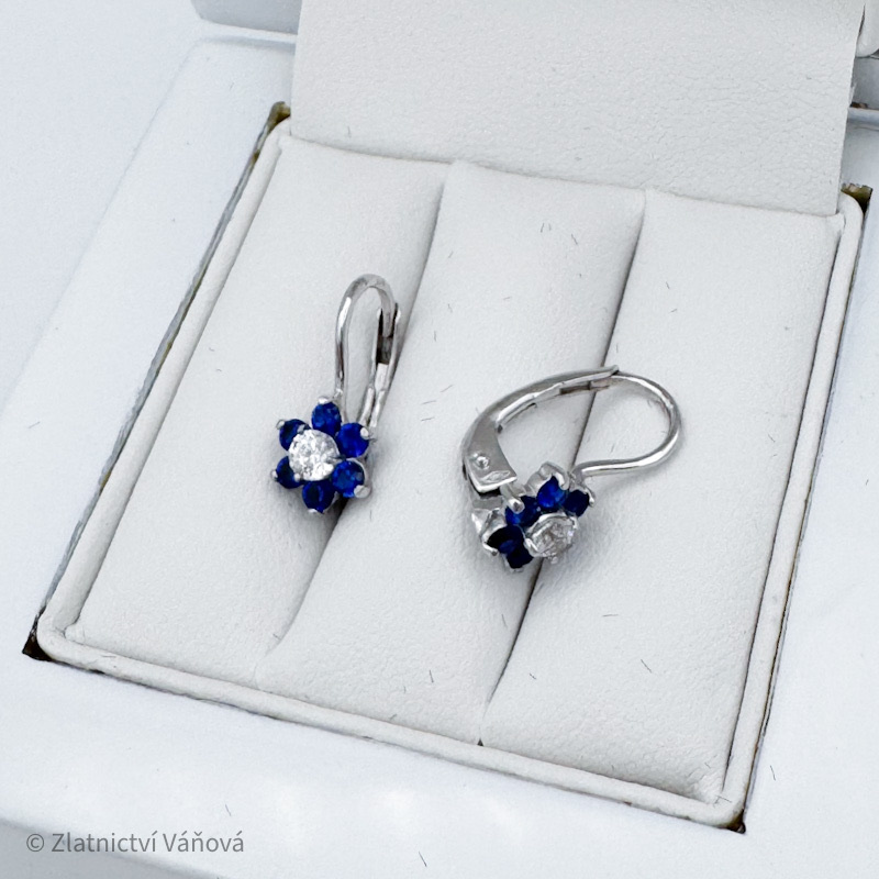 Bílé zlato náušnice modrá květina na klapku